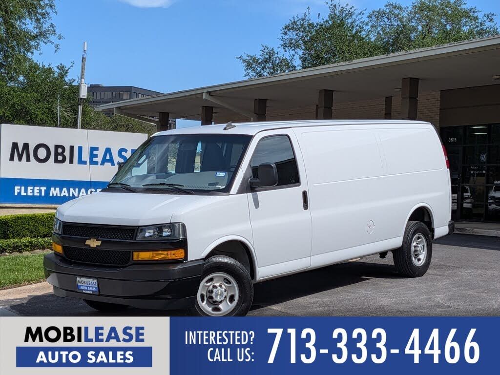 2023 CHEVROLET Express