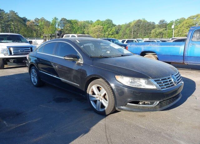 2013 VOLKSWAGEN Passat