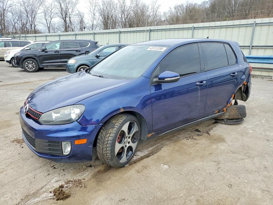 2013 VOLKSWAGEN Golf GTI