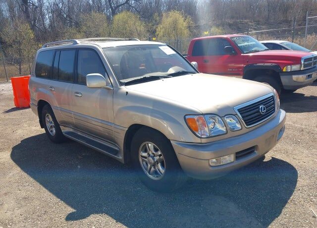 2001 LEXUS LX