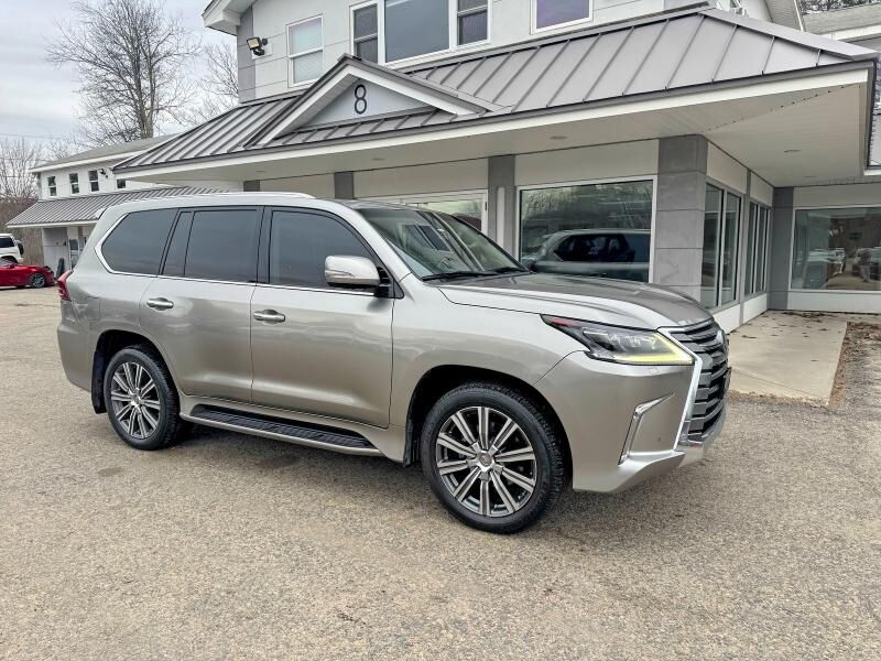2017 LEXUS LX