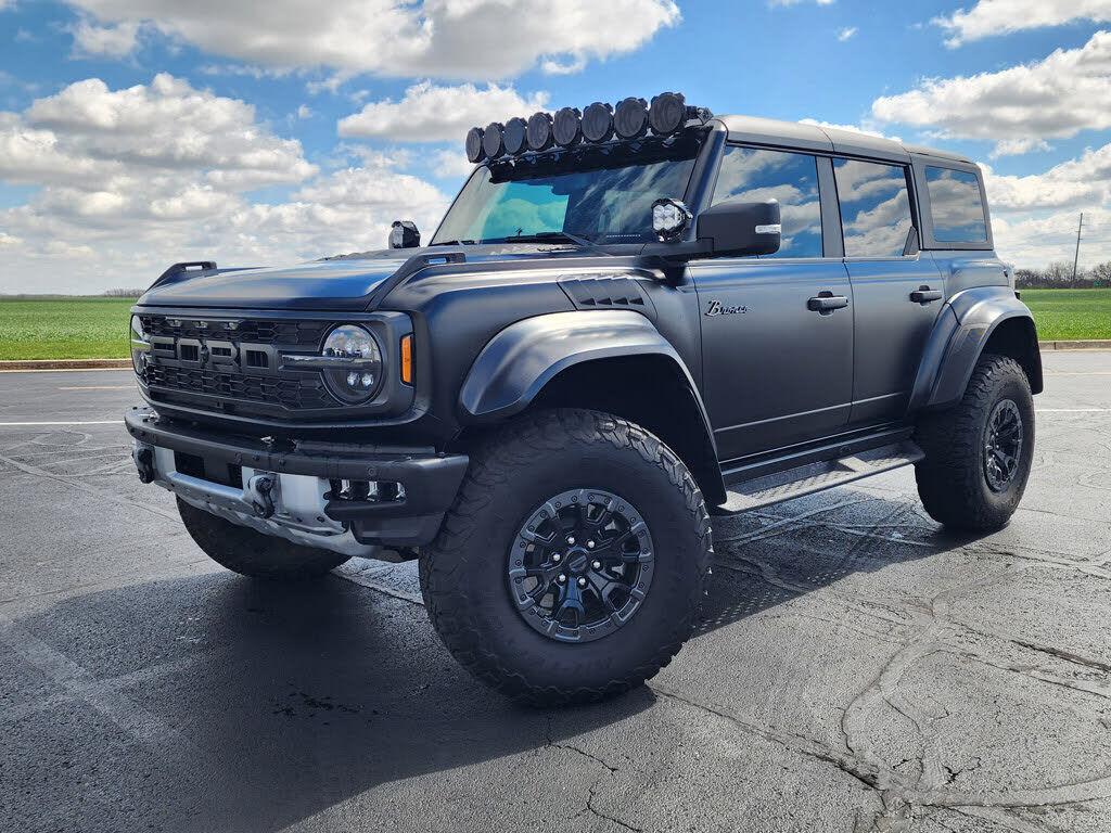2023 FORD Bronco