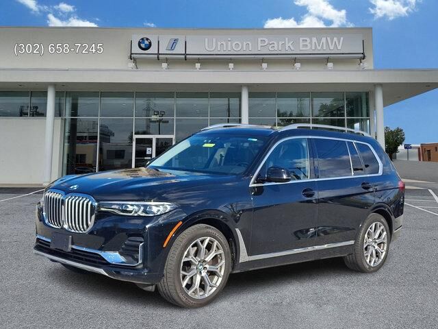 2021 BMW X7