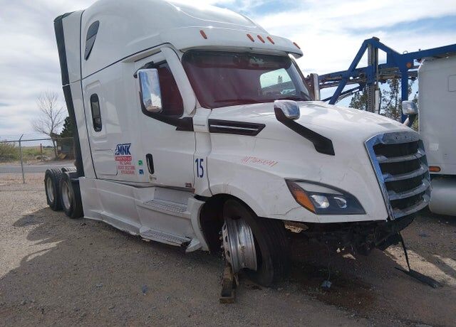 2024 FREIGHTLINER Cascadia