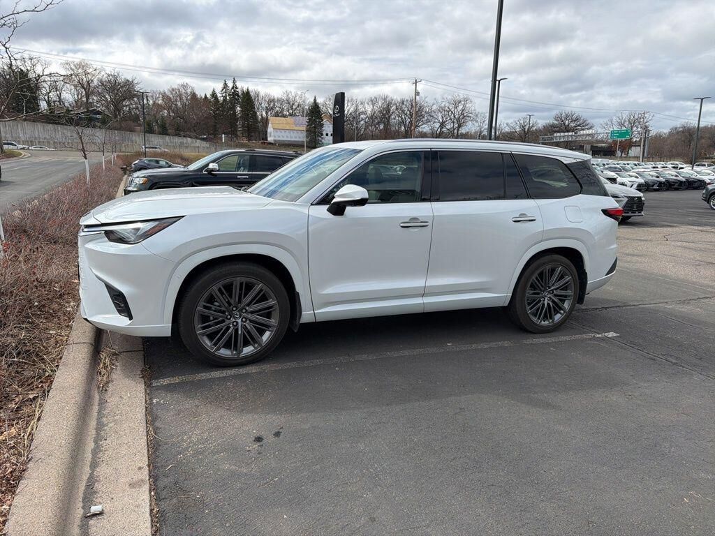 2025 LEXUS TX