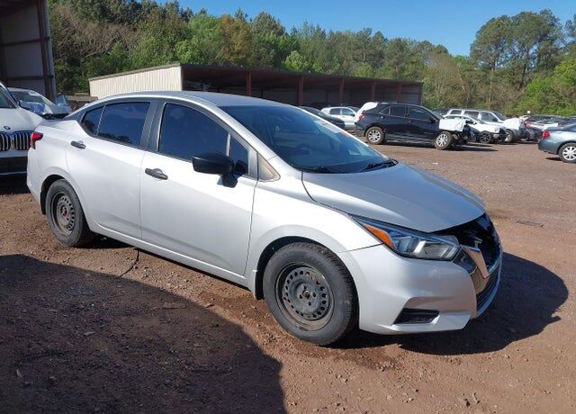 2021 NISSAN Versa