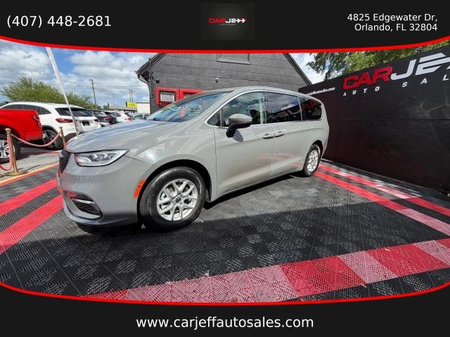 2023 CHRYSLER Pacifica