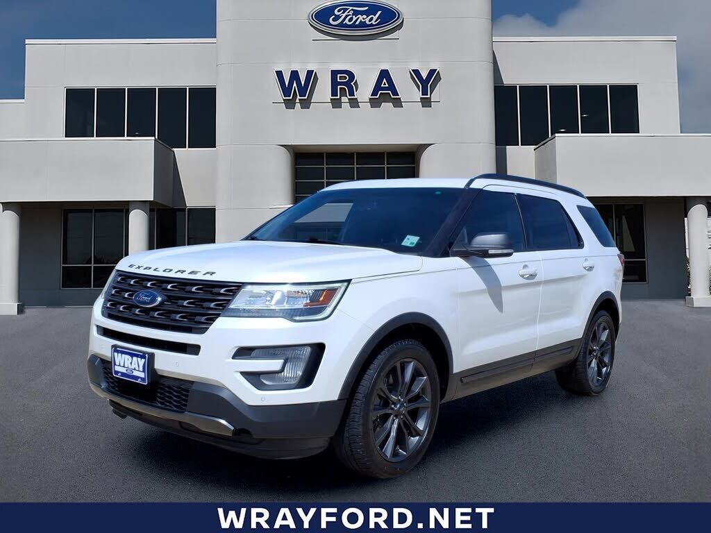 2017 FORD Explorer