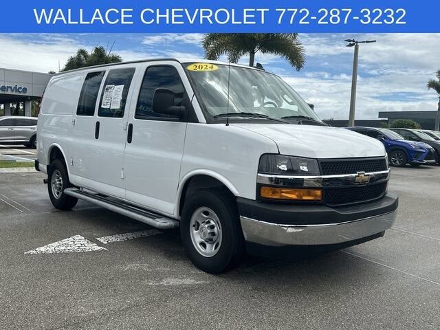 2024 CHEVROLET Express