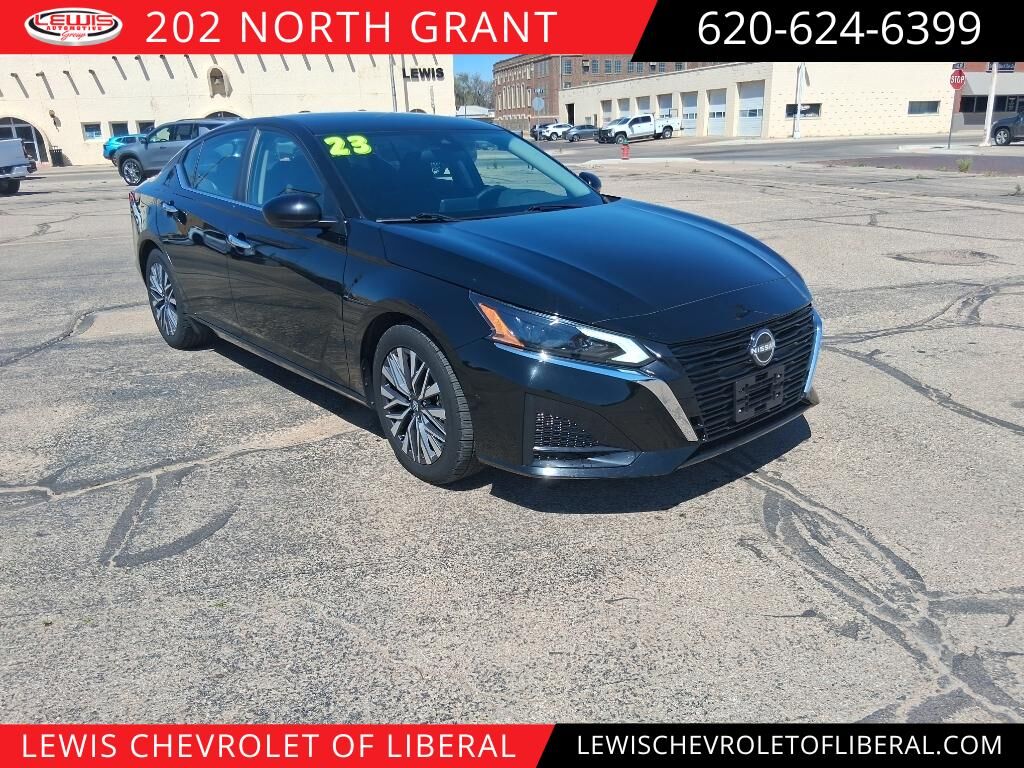 2023 NISSAN Altima