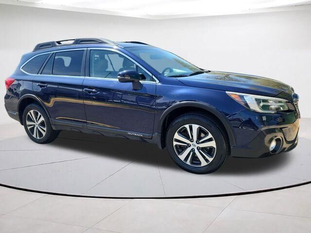 2018 SUBARU Outback