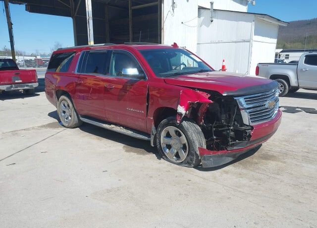 2015 CHEVROLET Suburban