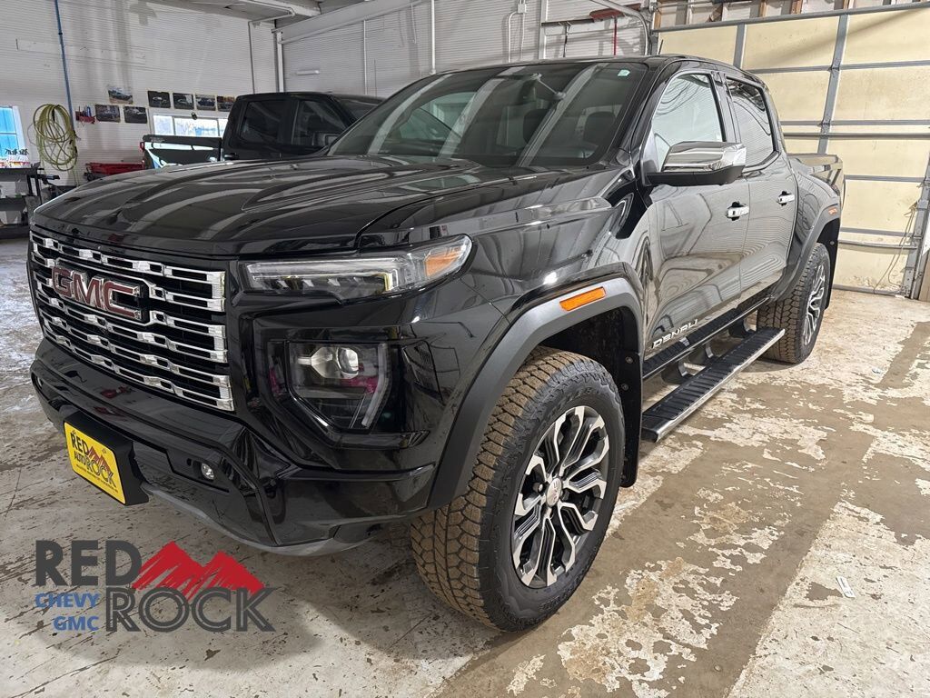 2024 GMC Canyon