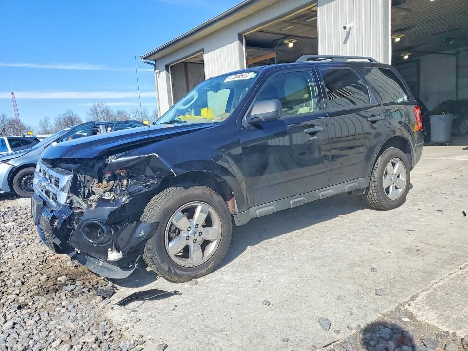 2011 FORD Escape