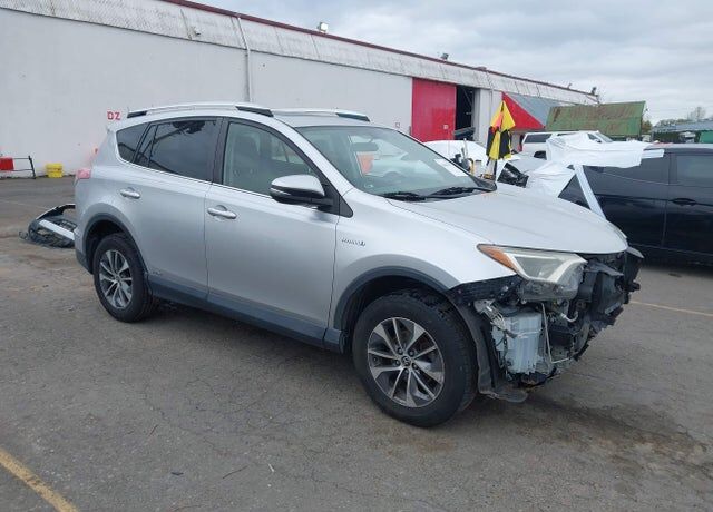 2016 TOYOTA RAV4