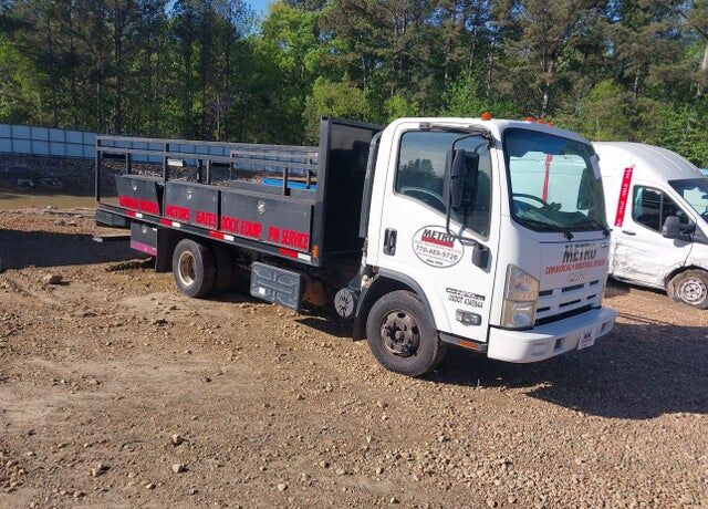 2015 ISUZU NPR/NPR-HD