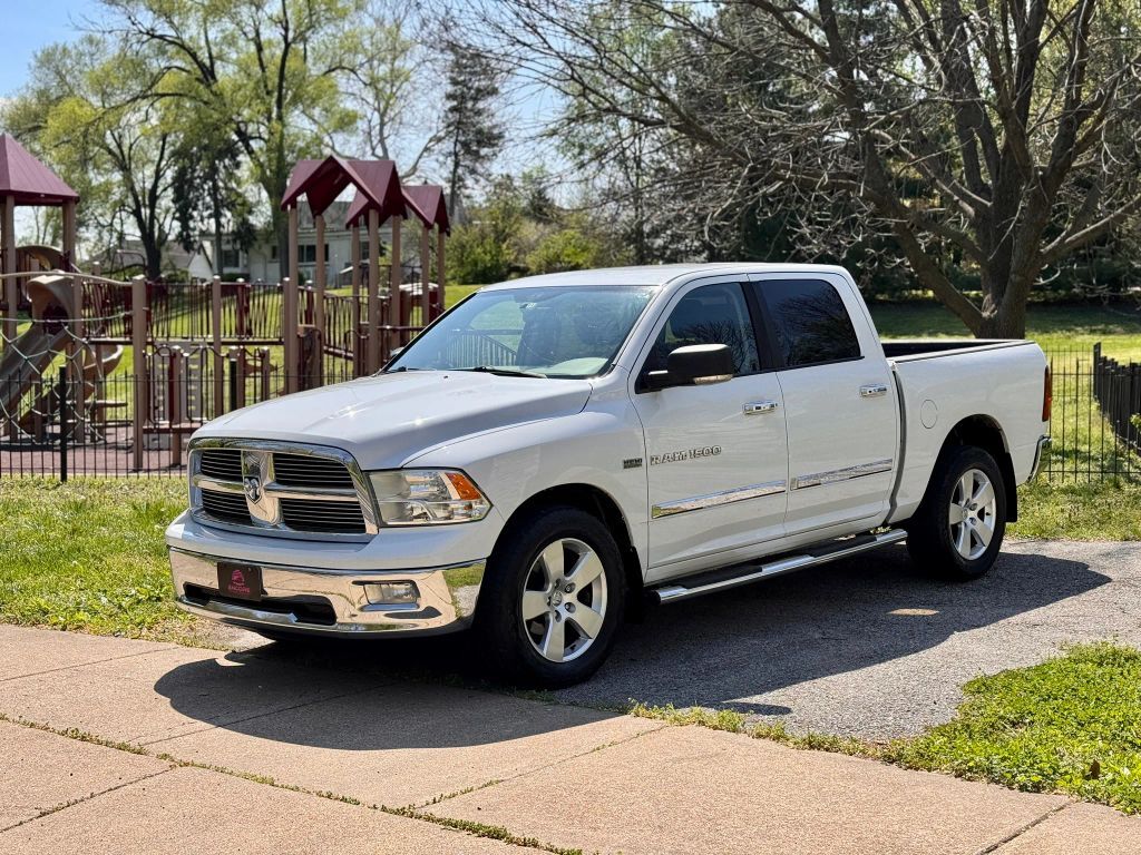 2011 DODGE Ram