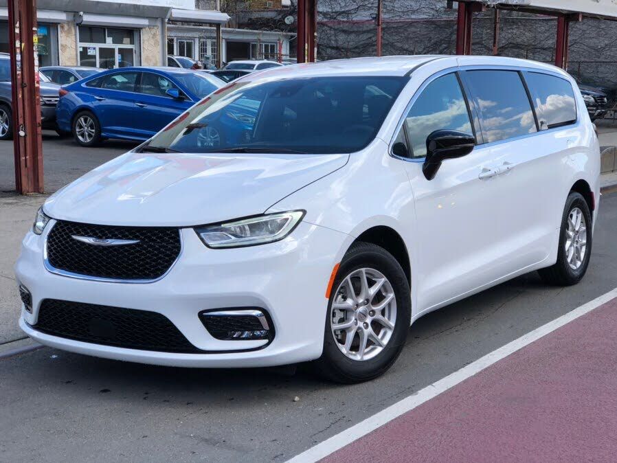 2025 CHRYSLER Pacifica