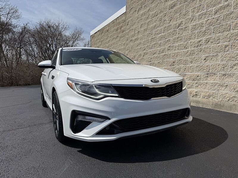 2019 KIA Optima