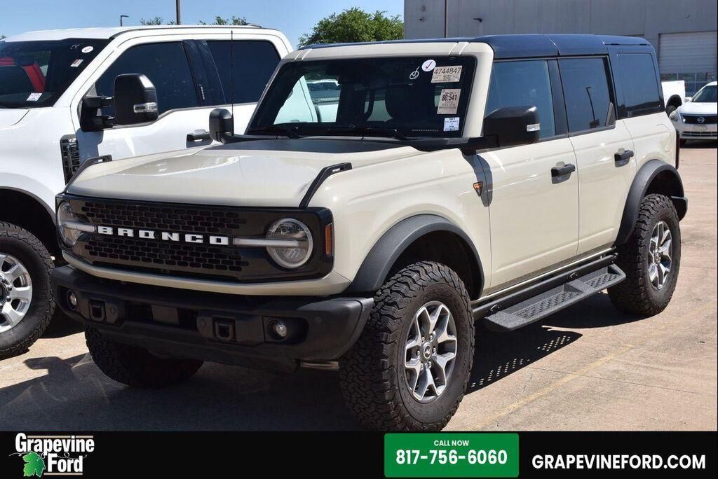 2025 FORD Bronco