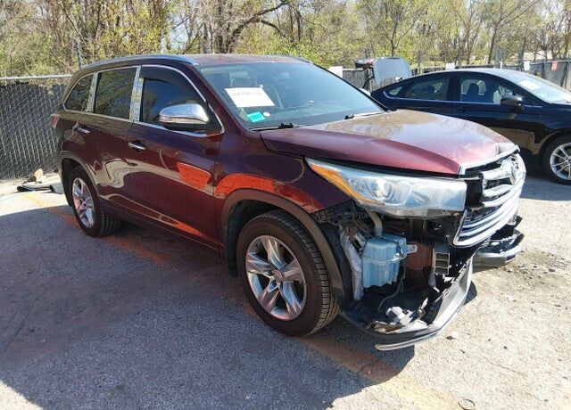 2014 TOYOTA Highlander