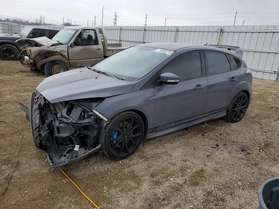 2017 FORD Focus