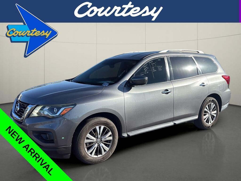 2018 NISSAN Pathfinder