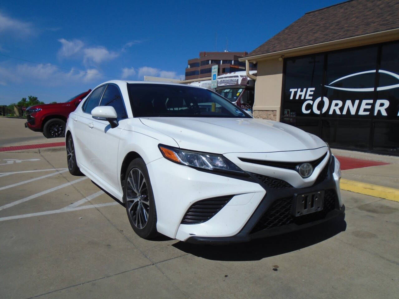 2018 TOYOTA Camry