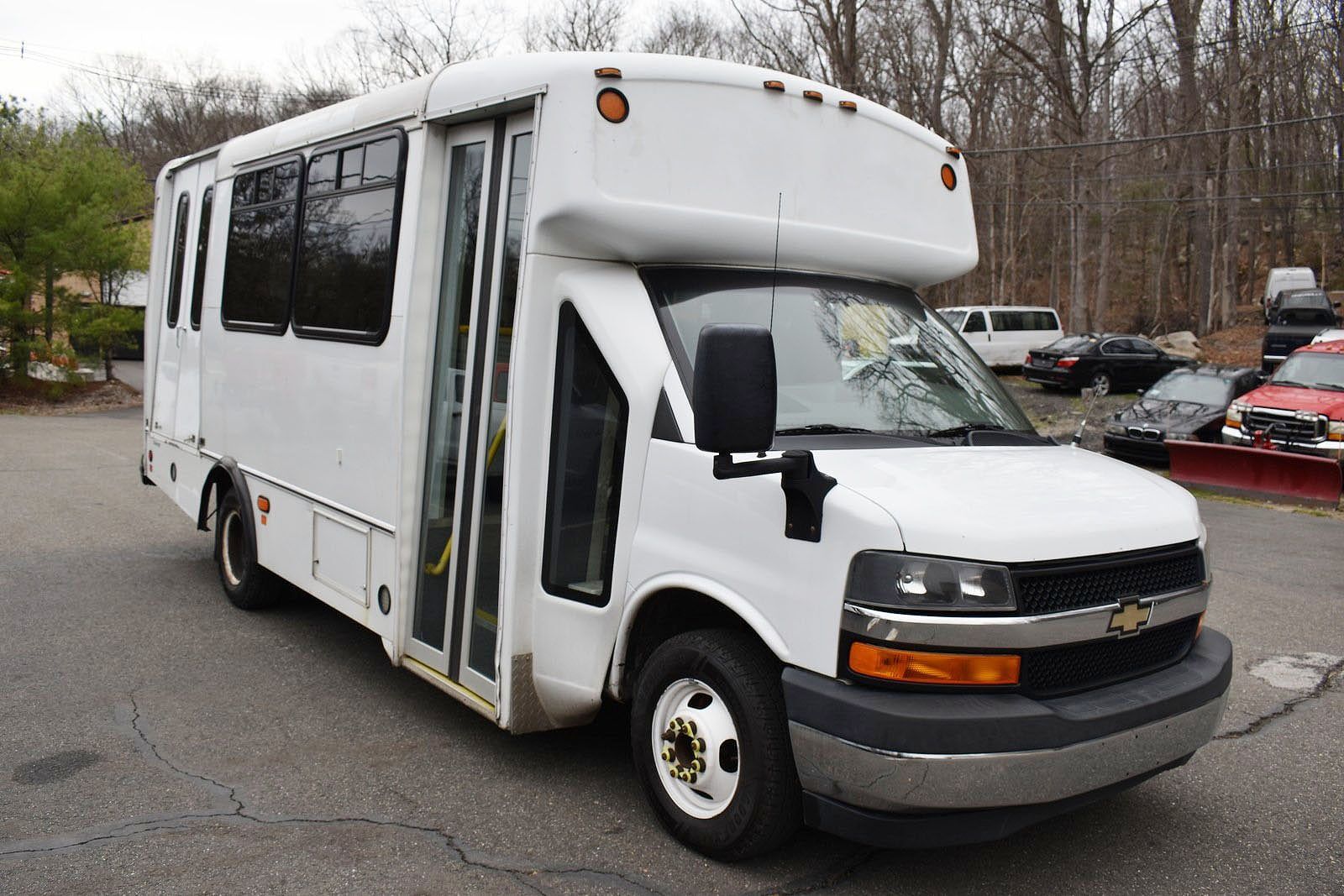 2017 CHEVROLET Express