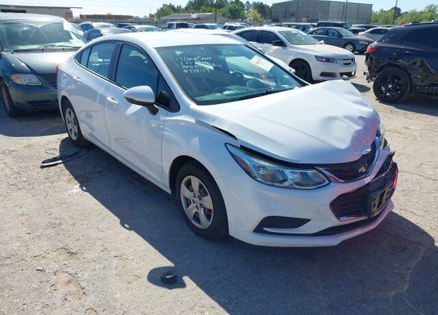 2017 CHEVROLET Cruze