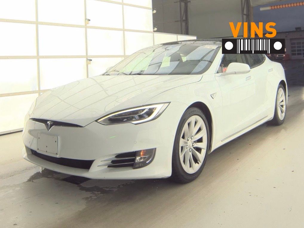 2016 TESLA Model S