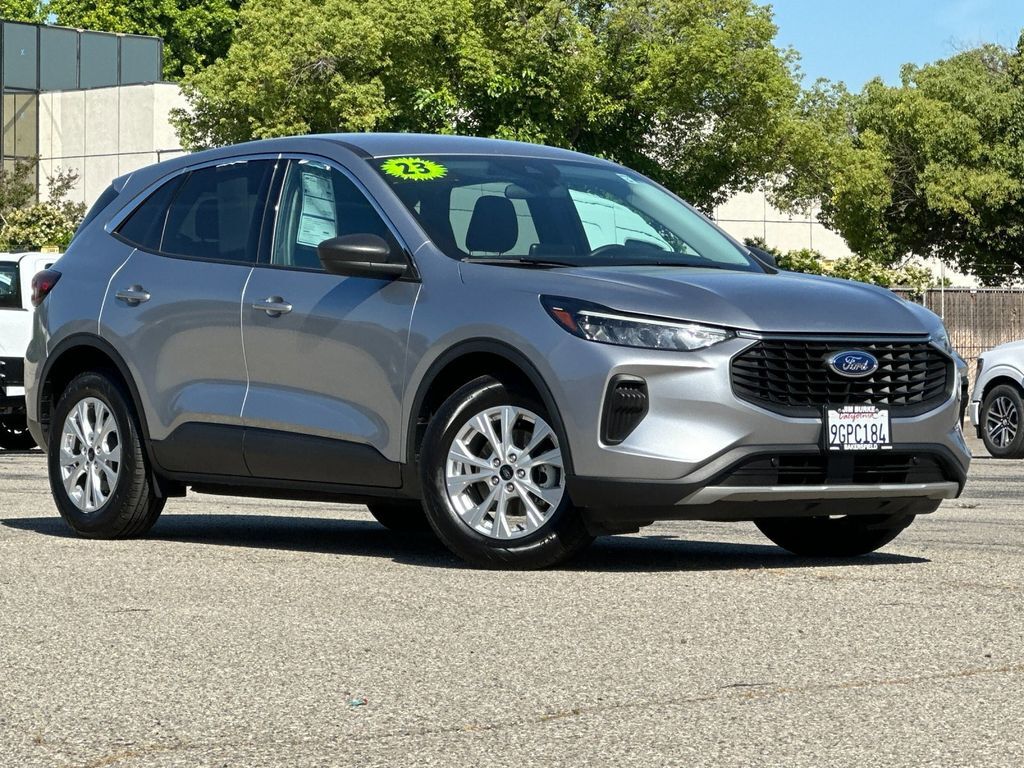 2023 FORD Escape