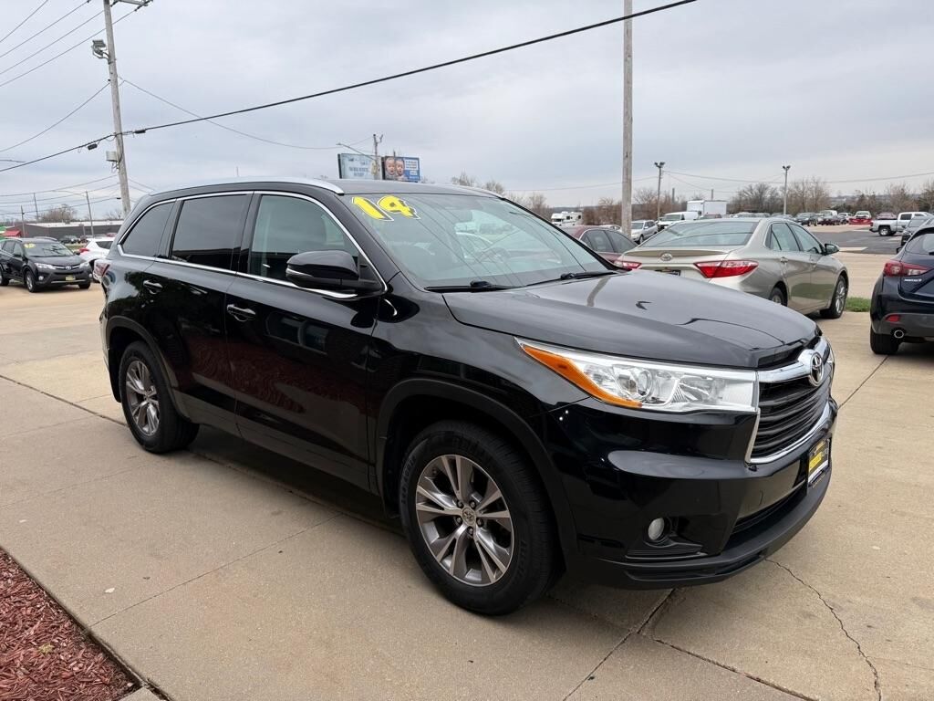 2014 TOYOTA Highlander