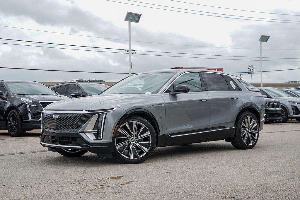 2026 CADILLAC Lyriq