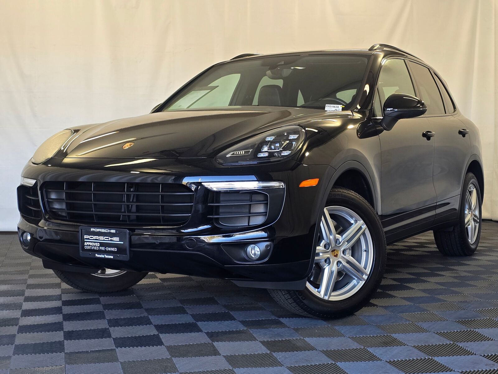 2018 PORSCHE Cayenne