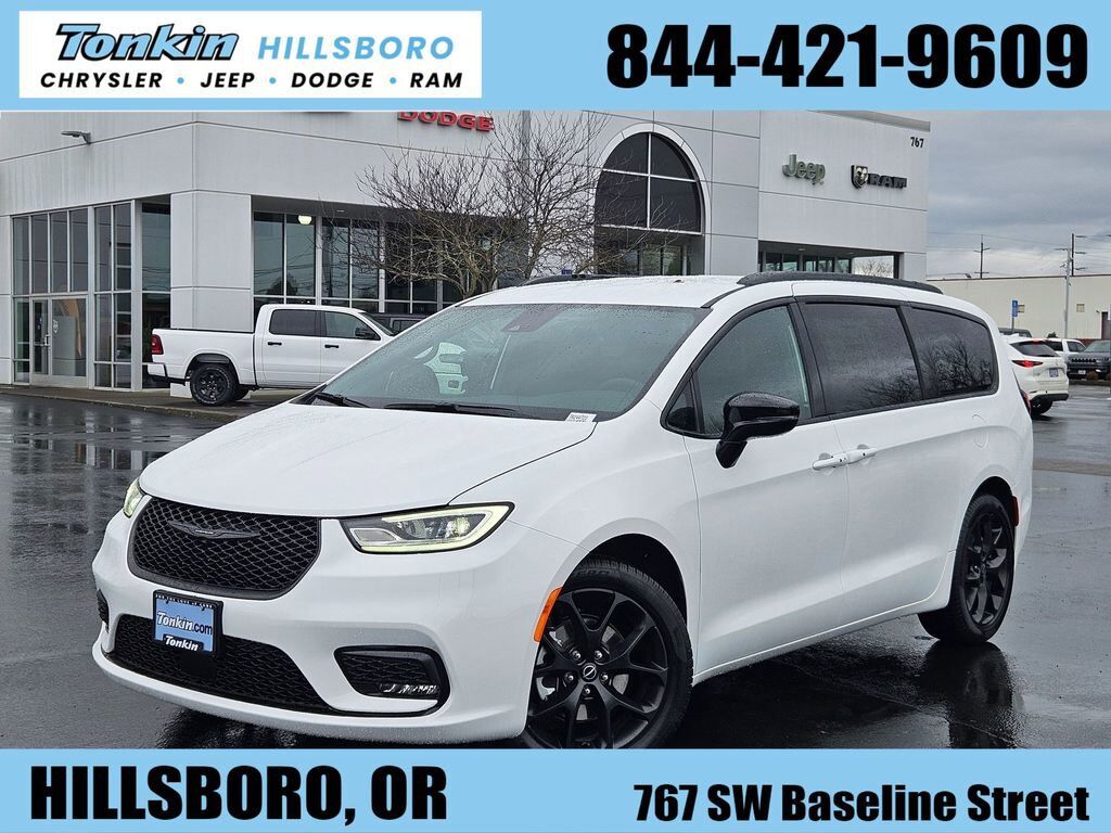 2026 CHRYSLER Pacifica