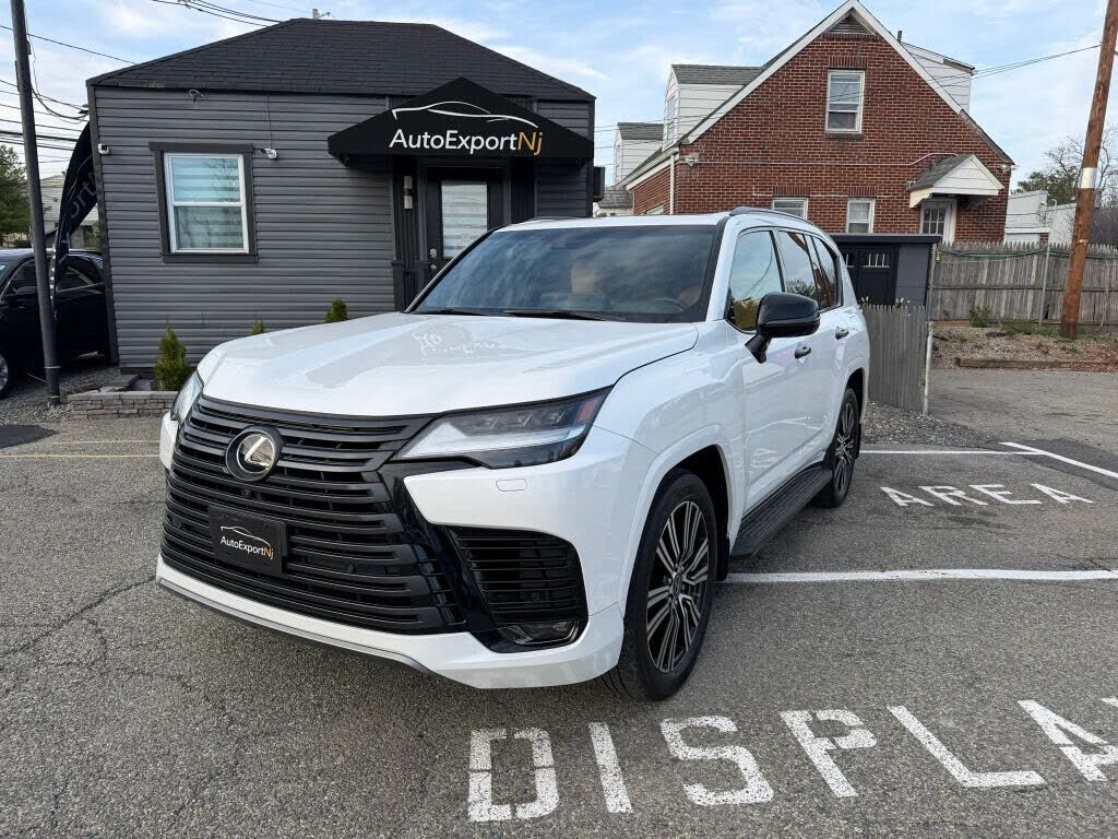 2023 LEXUS LX