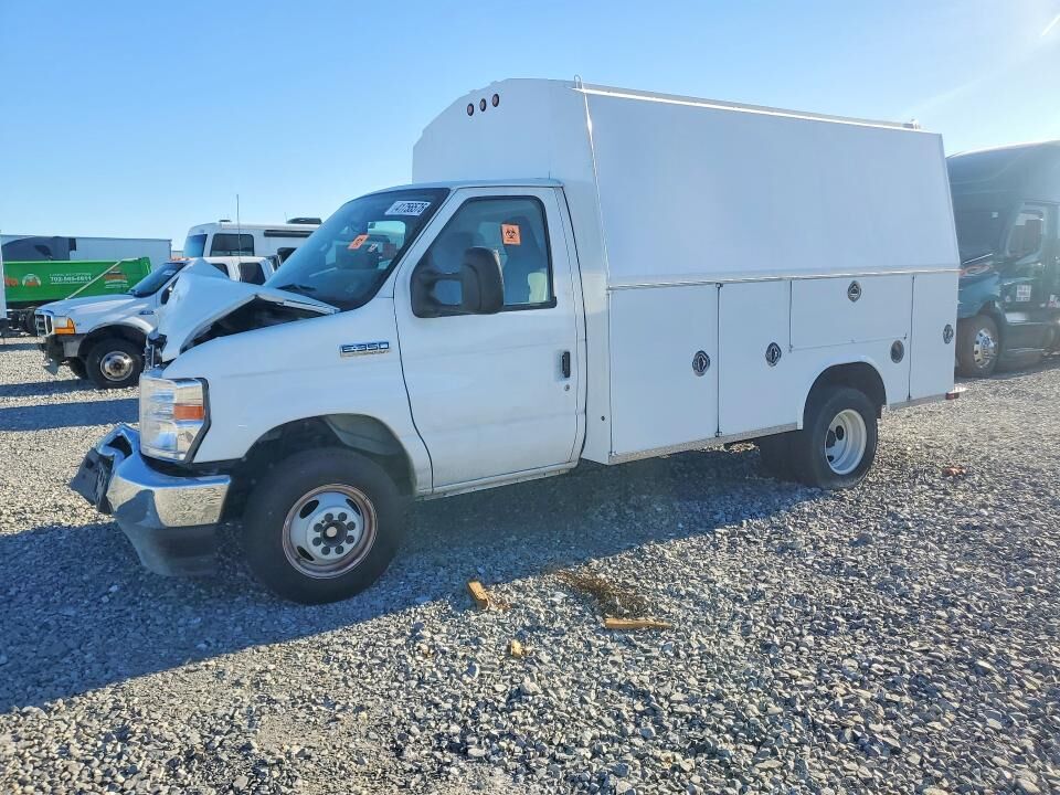 2024 FORD E-350