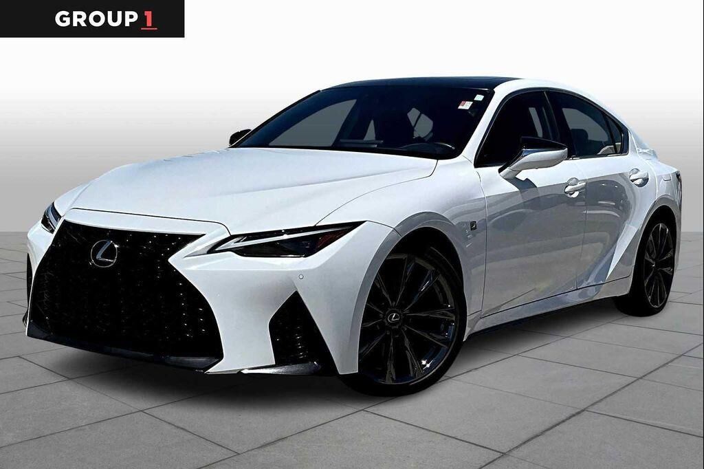 2024 LEXUS IS