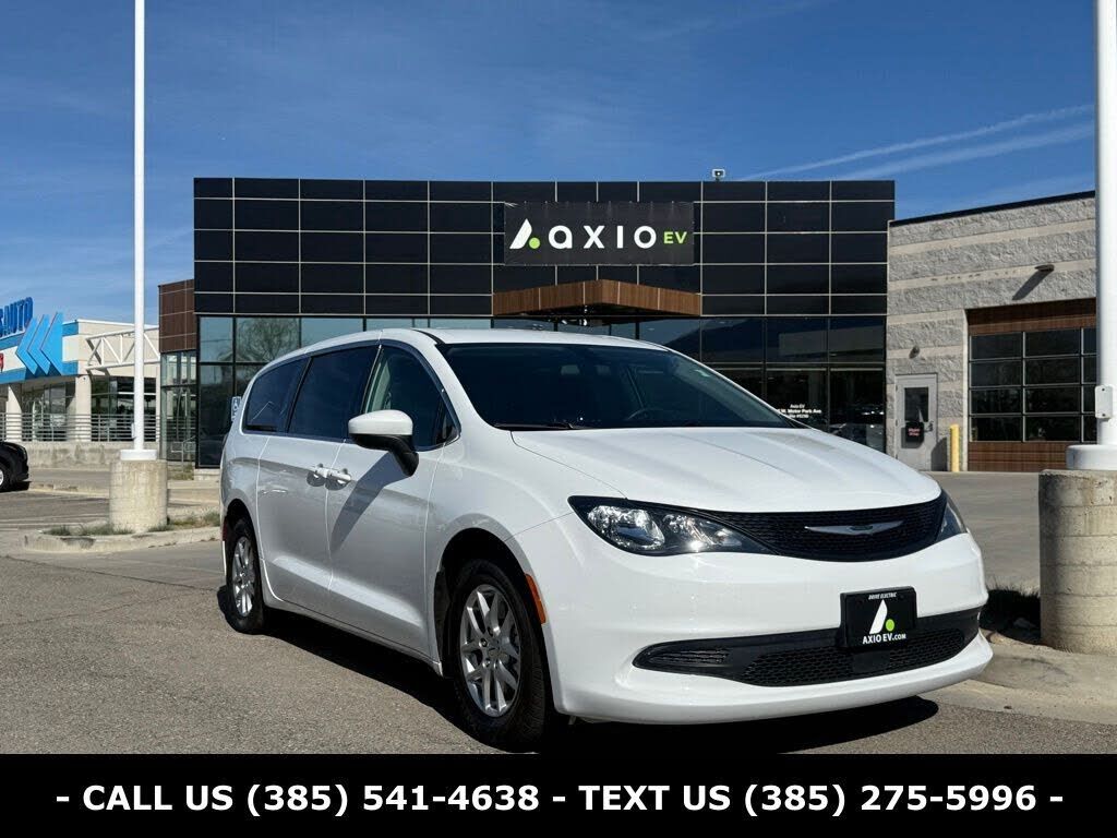 2022 CHRYSLER Pacifica