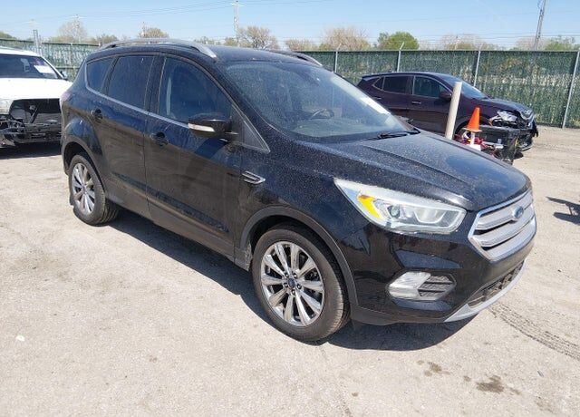 2017 FORD Escape