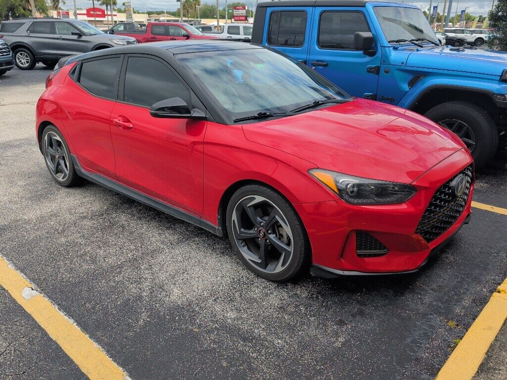 2019 HYUNDAI Veloster