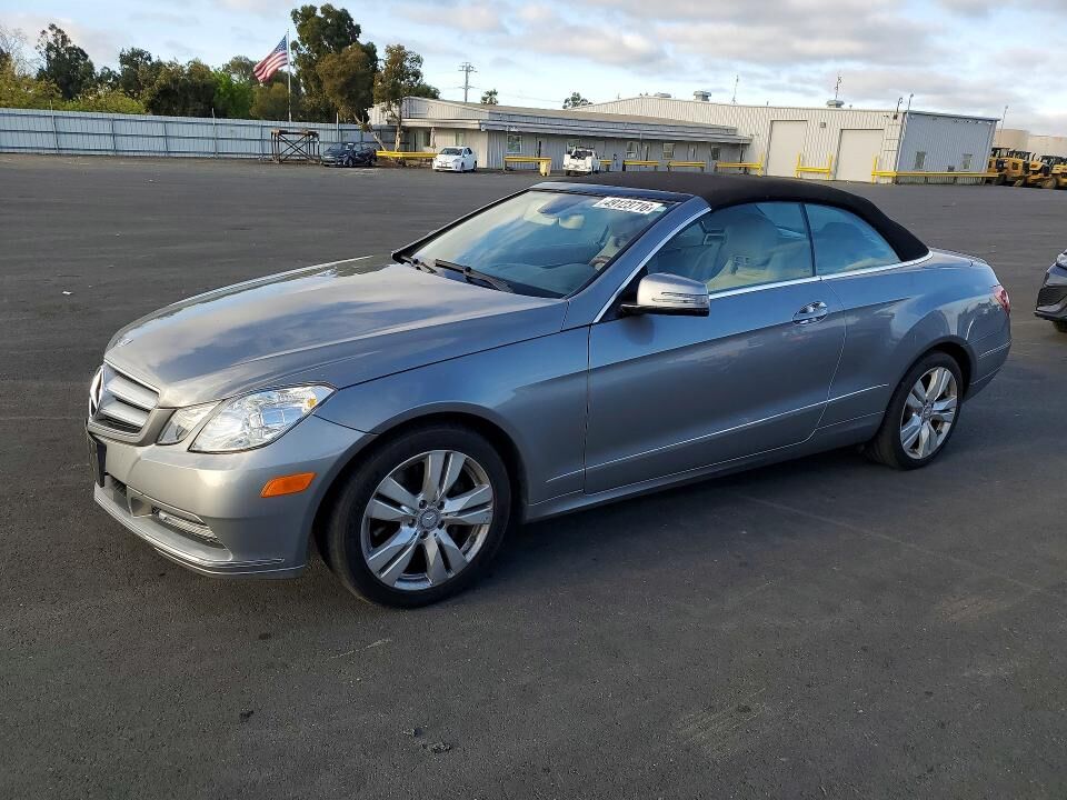 2012 MERCEDES-BENZ E-Class