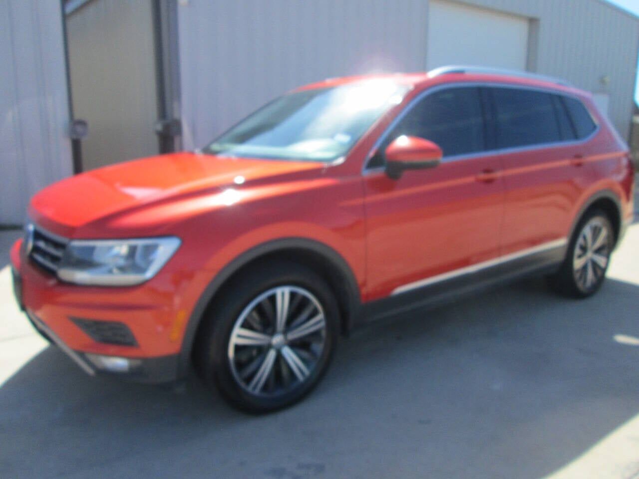 2019 VOLKSWAGEN Tiguan