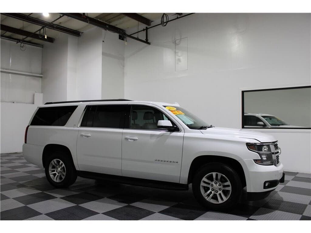 2020 CHEVROLET Suburban