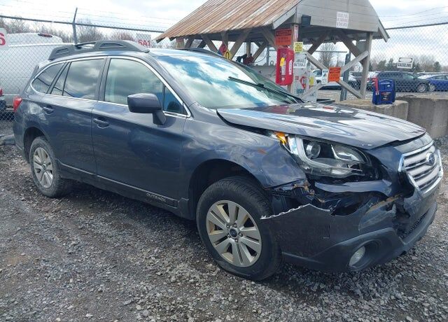 2015 SUBARU Outback