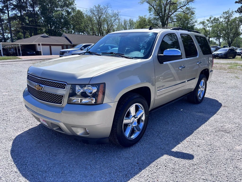 2014 CHEVROLET Tahoe