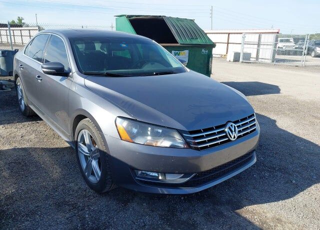 2015 VOLKSWAGEN Passat