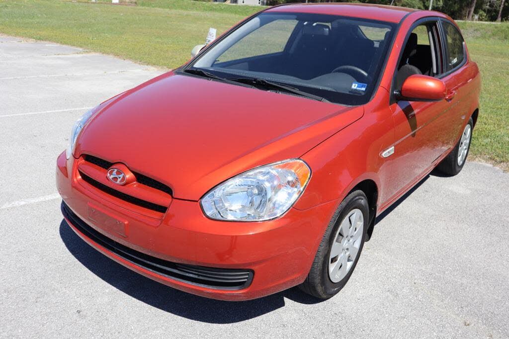 2010 HYUNDAI Accent