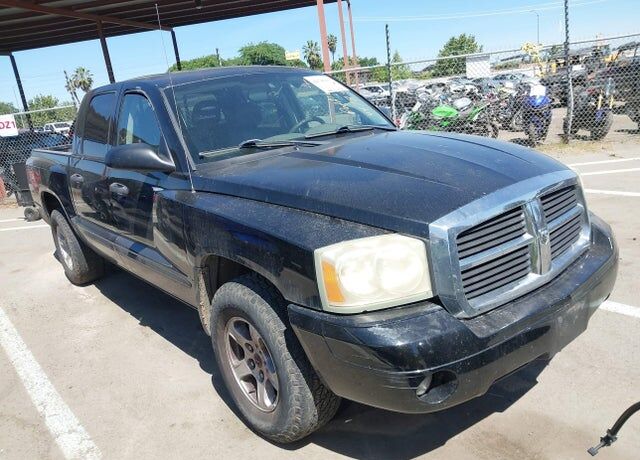 2005 DODGE Dakota